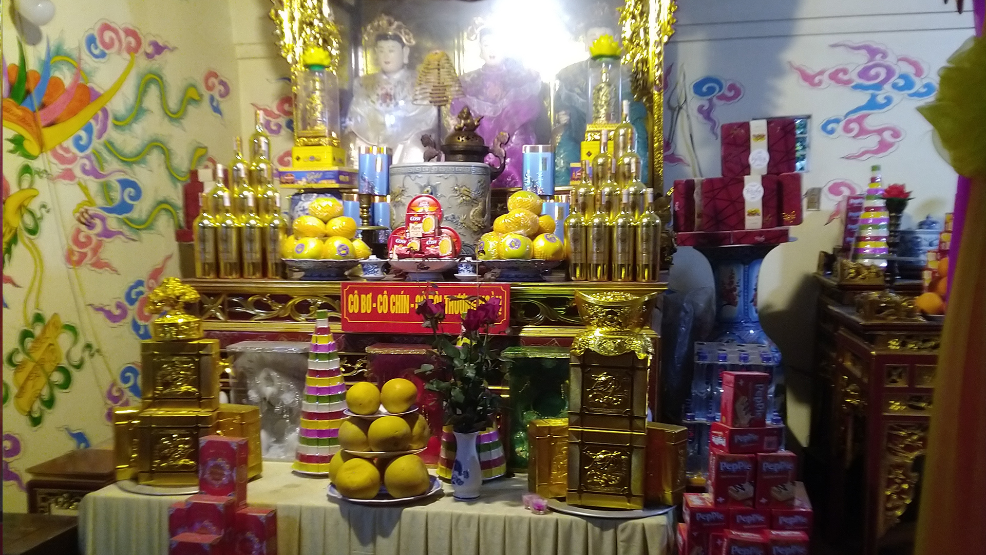 5_Trước Ban Các Cô.jpg